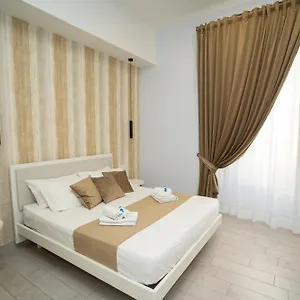 https://midas-boutique-rooms.hotels-amalfi.com