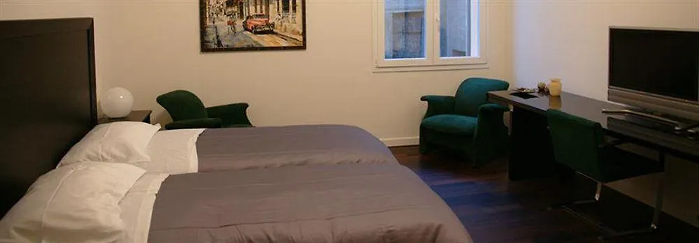 B&B Parigi Bologna 3*,