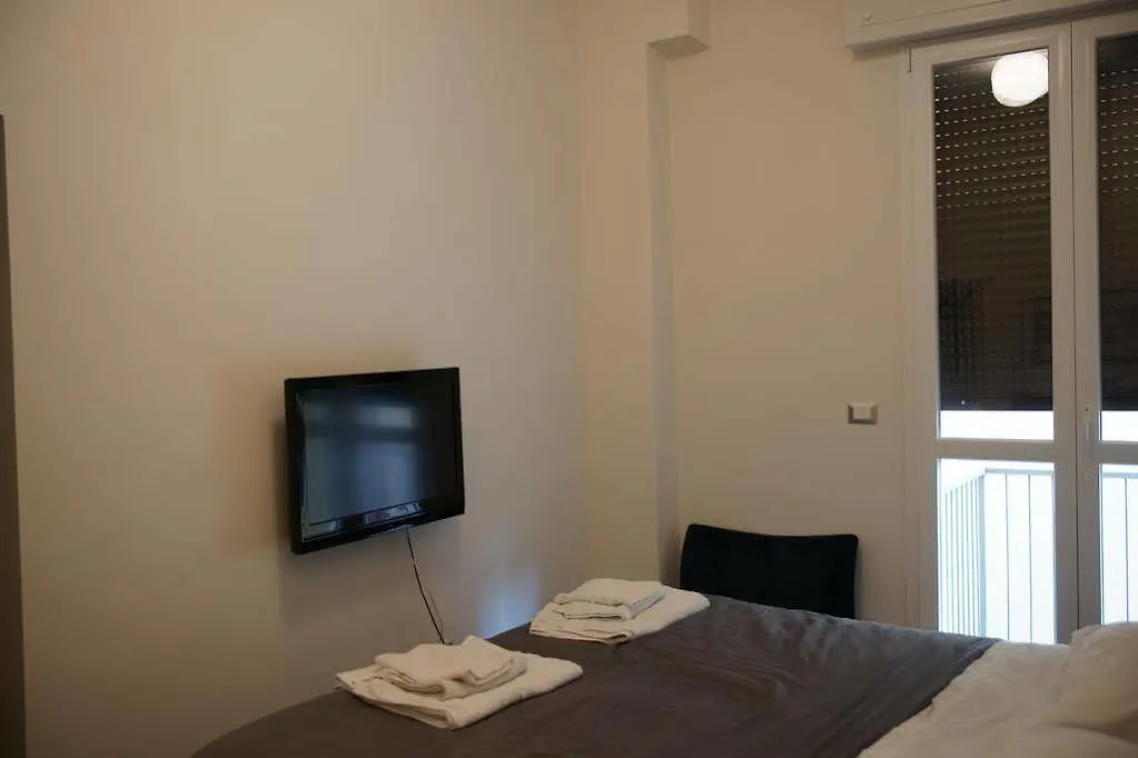 B&B Parigi Bologna Italy